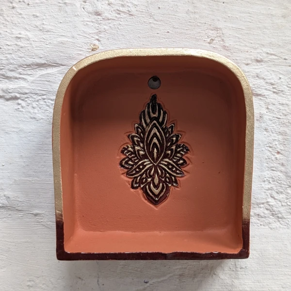 Tealight Holder With Lotus Motif 